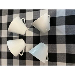 Set of 4 porcelain cups. EUC.